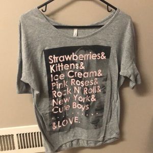 Grey graphic t shirt